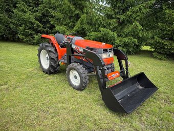 Malotraktor Kubota GL 29 Grandel s čelním Nakladačem 450KG - 2