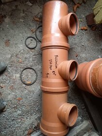 Kg Potrubí-Odbočka kanalizační kanalizační 300/150 45stupnu - 2