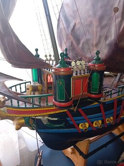 Stary model historickej plachetnice - 2