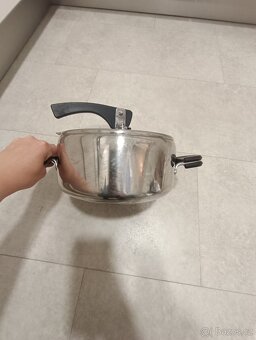 Tlakový hrnec 2,5l - 2