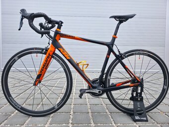 Silniční kolo KTM Revelator Carbon 2018 – velikost 55cm (M) - 2