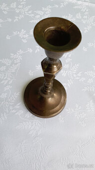 Starý mosazný svícen - 2