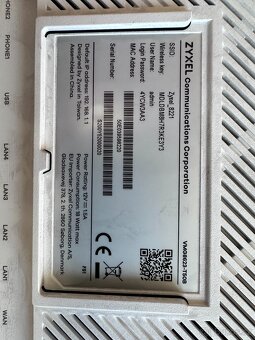 Modem ZyXEL bílý - 2