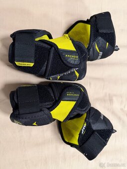 Lokty Bauer Supreme 3S Jr vel. M - 2