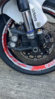 Yamaha r6 okruhovka - 2