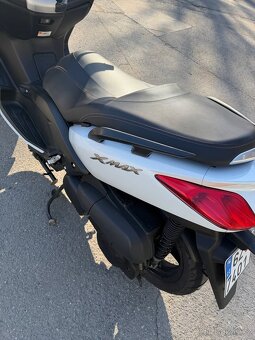 Skútr X-MAX 250 - 2