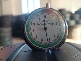 215/70 R15C NEXEN (3520) - 2