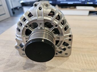 Alternátor Valeo. - 2