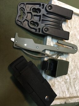 Blackhawk, Gerber, 5.11 Tactical, ... - 2