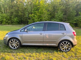 Wolksvagen golf plus - 2