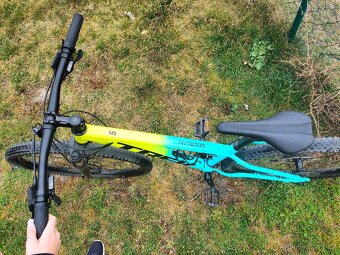 Horské kolo Trek Marlin 5 29" Volt to Miami Green Fade - 2