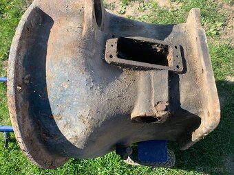 Blok spojky, traktor Zetor 25A - 2