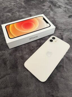 iPhone 12 128 GB bílý - 2