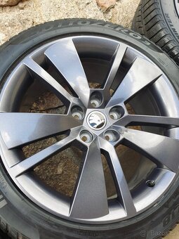 Zenith 5x112 235/45/18 zimní Superb 3 - 2