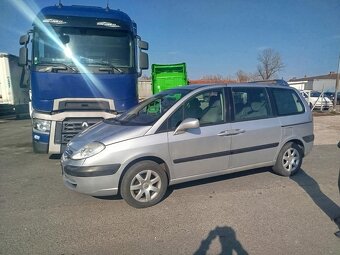 Citroen C8 - 2