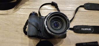 Foťák Fujifilm FinePix S2500HD - 2