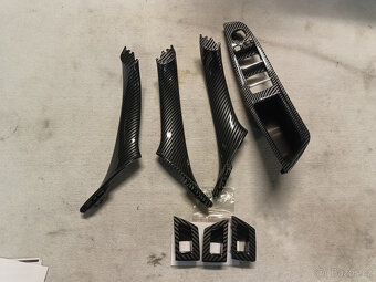 madlo rukojeť pro BMW F10 a F11 - Carbon style - 2