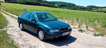 Škoda Octavia 1.6 74kw benzín - 2