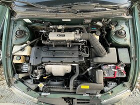 Hyundai Elantra 1.6i - naj. 120tis. - 2