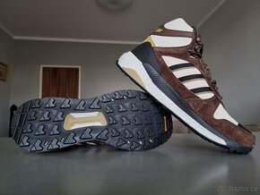Adidas Marathon Free Hiker Humanrace Pharrell - 2
