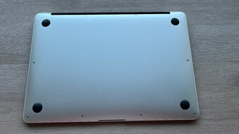 MacBook Air 13" 2017 / 1.8 GHz / 8 GB / 512 GB - 2