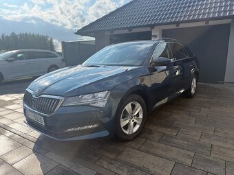 Škoda Superb 3 COMBI 2.0tdi 110kw DSG LED 1.MAJ VELKÝ SERVIS - 2