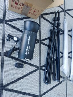 Fotografický set – světlo Photon Europe DM-250 + stojany + d - 2