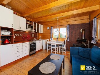 Dům s pěknou zahradou na okraji obce - 2