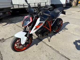 KTM Super Duke R 1290 - 2