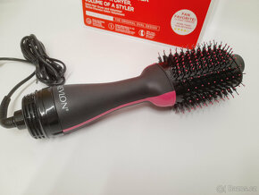 Nový kulmofén Revlon One-Step Volumizer RVDR5222E - 2