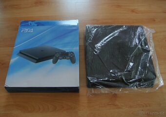 Sony Playstation 4 Slim 500GB + originál krabice - 2