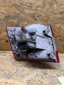 Prave zadni svetlo Skoda Octavia 3 kombi 2013-2017 - 2