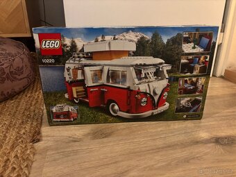 LEGO 10220 - 2