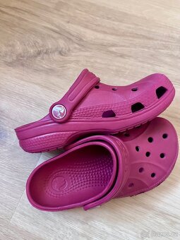 Pantofle Crocs - 2