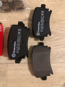 Prodám zadní brzdové destičky Brembo P85 073 - Škoda,VW,Seat - 2