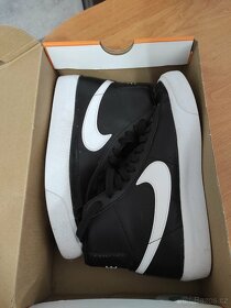 Nike Blazer MID'77 velikost 35,5 - 2