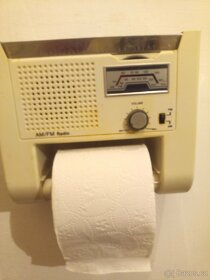 Rádio na toaletu - 2