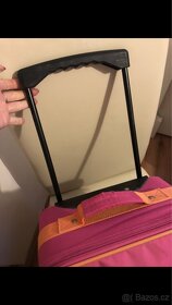 dětský cestovní kufřík s vysouvacím  držadlem - 2