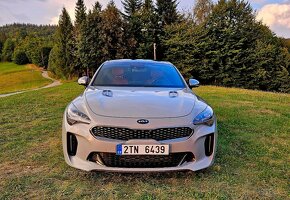 Kia Stinger GT 3.3 4x4 272kW 2018 - 2