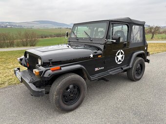 Jeep Wrangler 2,5l, benzin, manual, 1993, pěkný - 2