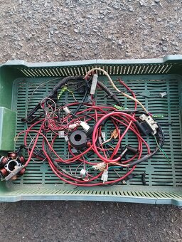 prodám elektriku na čtyřkolku 110ccm-125ccm - 2