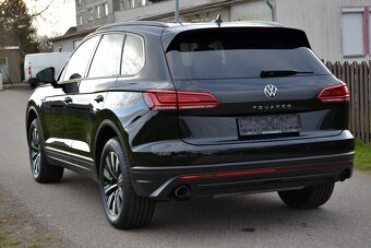 Volkswagen Touareg 3.0 TDI V6 170kW 4MOTION Tiptronic Navi - 2