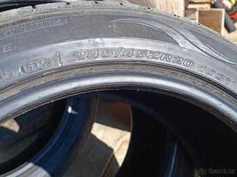 Prodám 4ks letní pneu 245/45 R20 ZR20 - 2