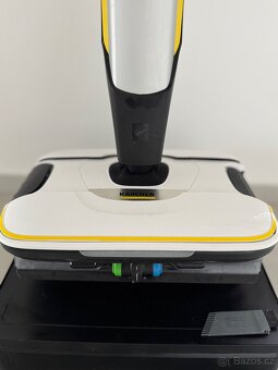 Podlahová myčka KARCHER FC 7 Signature Line - 2