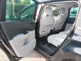 Peugeot 5008 - 2
