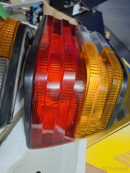 Mercedes w124 zadni svetla - 2