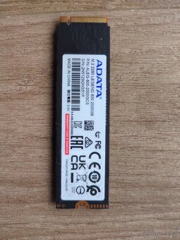 Prodám Nefunkční 2TB M.2 SSD adata - 2
