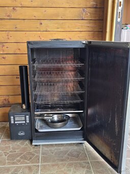 Udírna Bradley Digital Smoker 4 Rack - 2