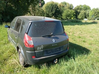 Renault Megane Scenic - 2