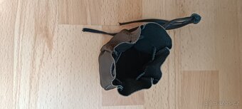 Kožené měšce na mince - 2